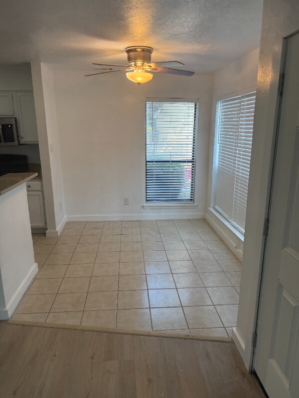 Photo - 5508 Lakeview Pkwy
