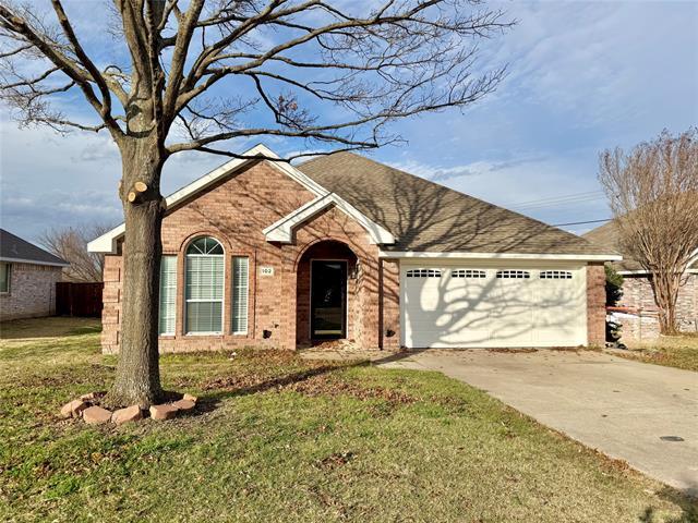 Building Photo - 102 Magnolia St