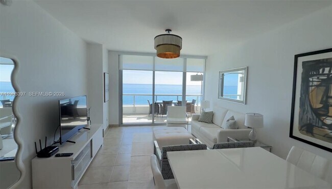 Photo - 6799 Collins Ave Unidad 1604
