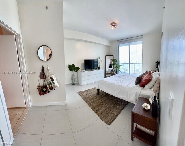 Photo - 2 br, 2 bath Condo - 79 SW 12th St Apt 3610 Unidad Apt 3610