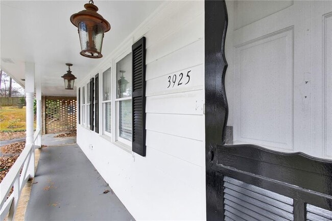 Photo - 3925 Chicamauga Dr