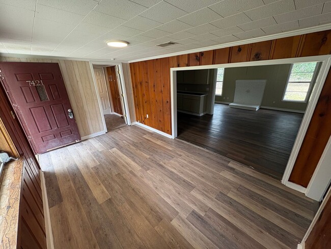 Photo - 3 Bedroom House Available for Rent