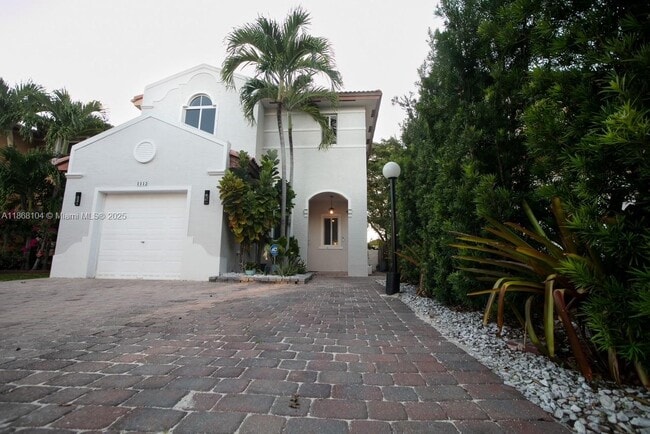 Photo - 1112 NE 41st Ave