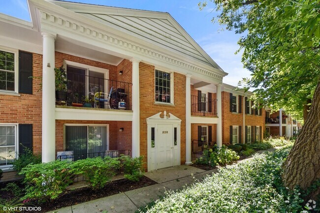Building Photo - 520 Shorely Dr Unit 201 Rental