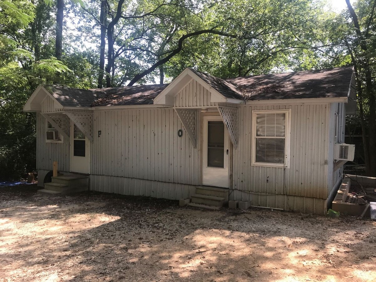 Photo - One Bedroom Efficiency