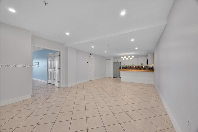 Photo - 2734 Bird Ave Unit 301