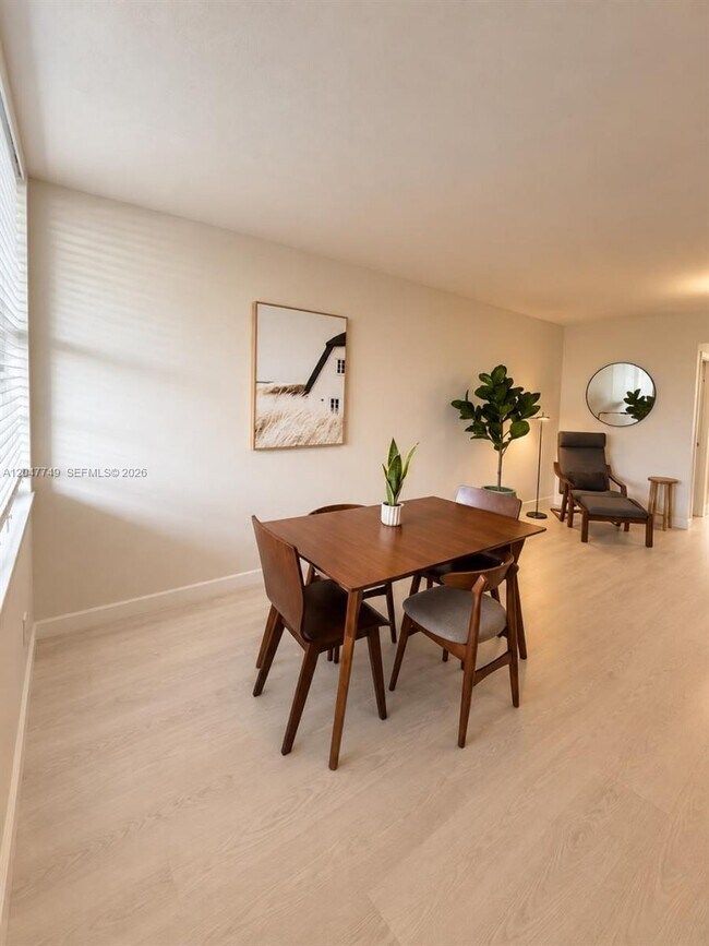 109 Paradise Harbour Blvd Unit 406