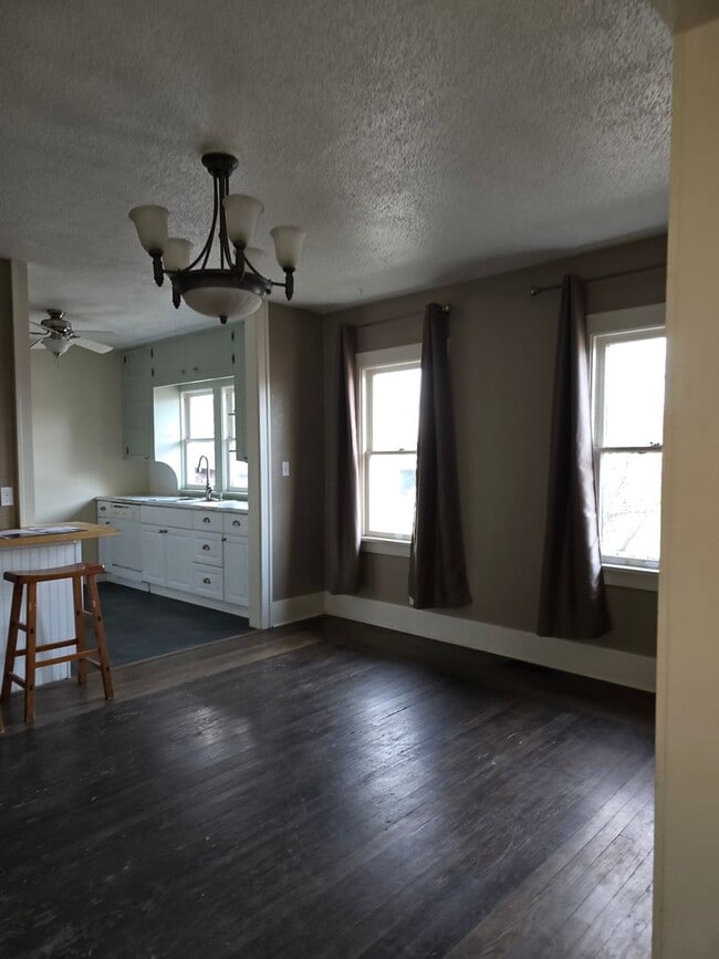 Photo - Big Tree Charmer 2 bed 1 bath.