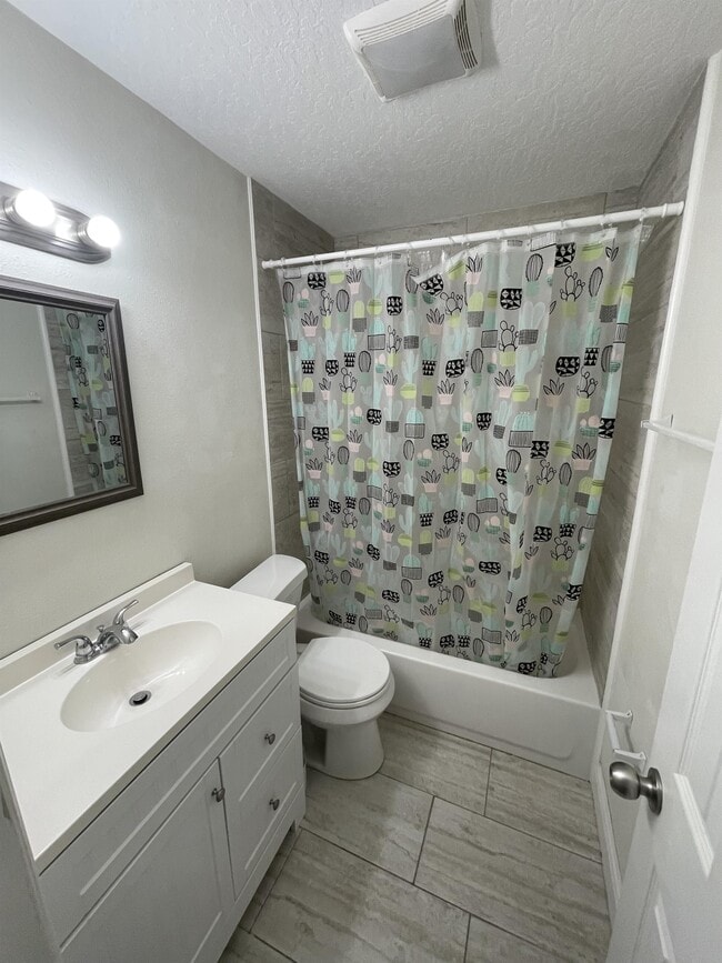 Photo - 55 Needle Blvd