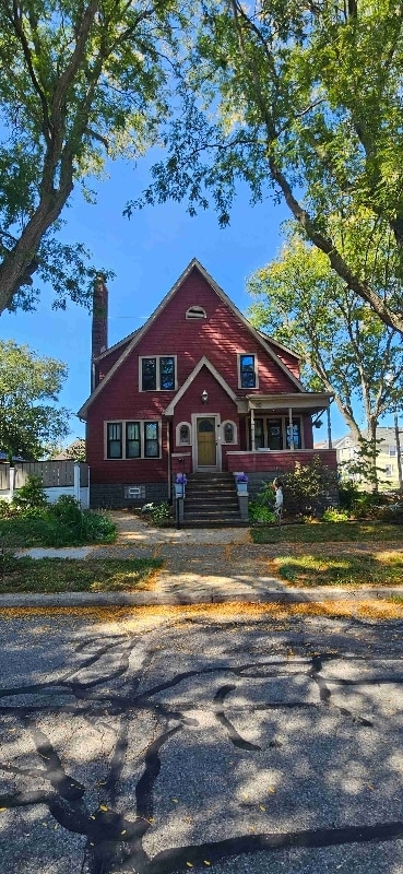 Building Photo - 110 1st St