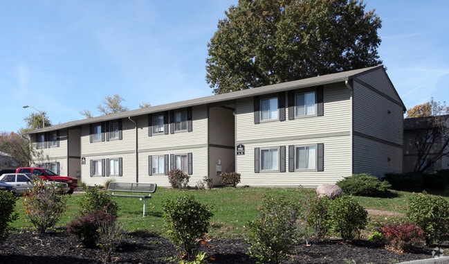 Building Photo - Hills Apartments