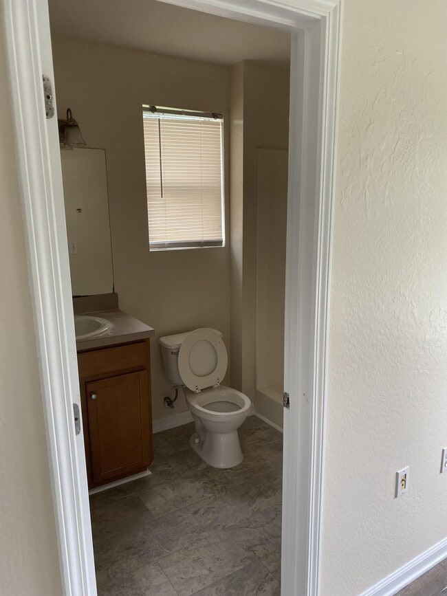 Photo - 6110 E Pike St