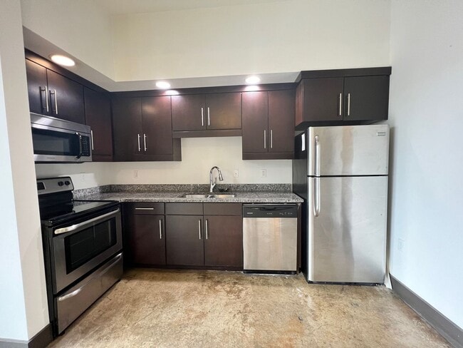 Photo - Mortons Apartments