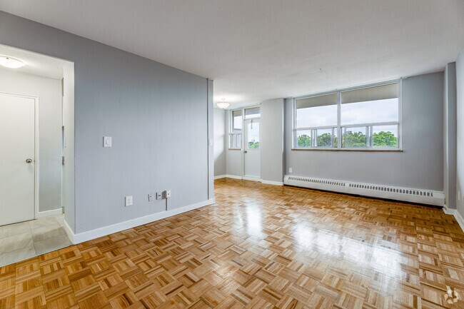 3BR, 1.5BA - 1,052SF - Living Room