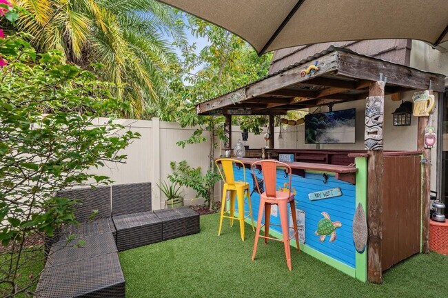 Photo - 7117 71st Way