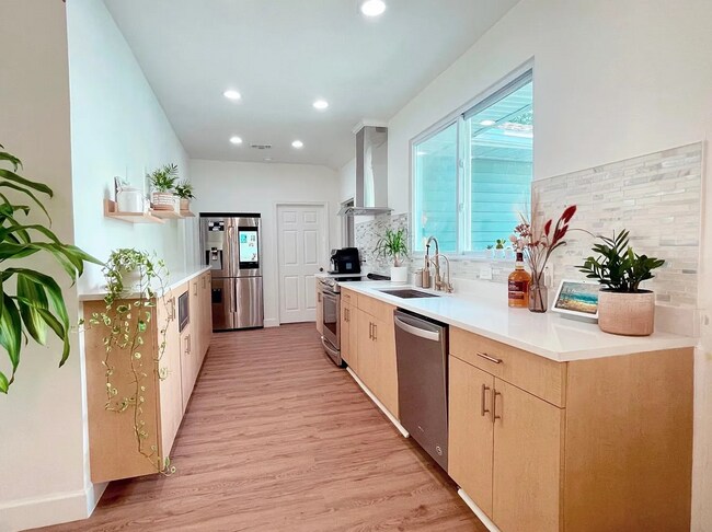 Photo - Beautifully Updated Home Near Downtown St. Petersburg! 3bed |3bath