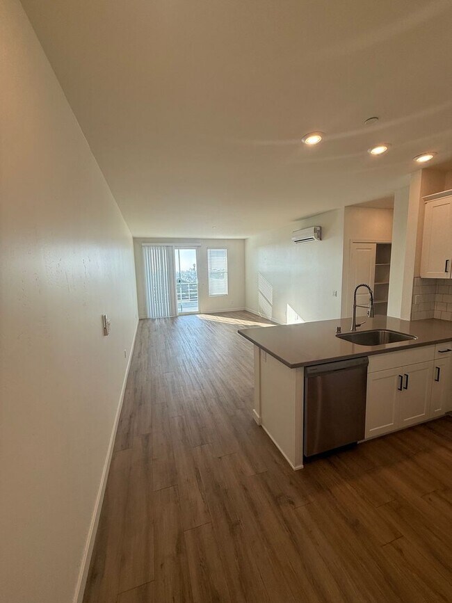 Photo - Vista Palmera