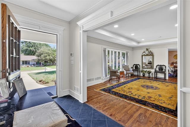 Photo - 7141 Twin Tree Ln