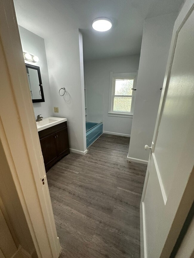 Photo - 970 Michigan Ave