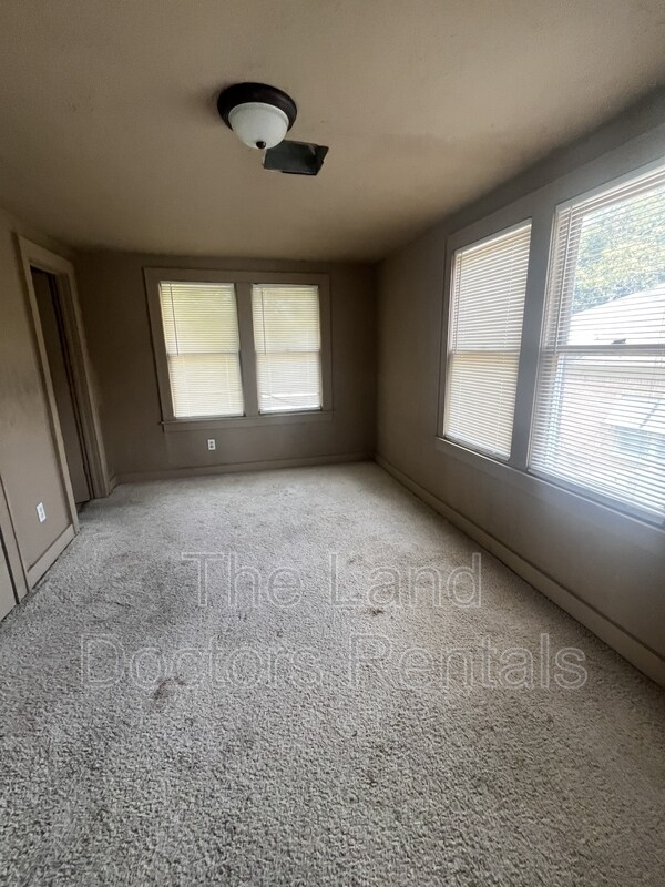 1107 S High School St Condo Condo for Rent in Ada, OK