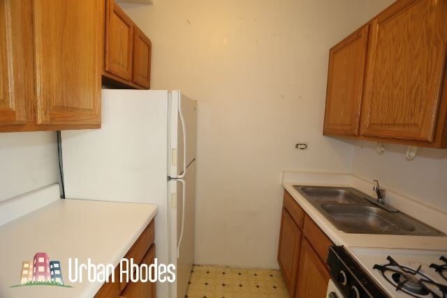 Photo - 717 W Belmont Ave Unit A09C