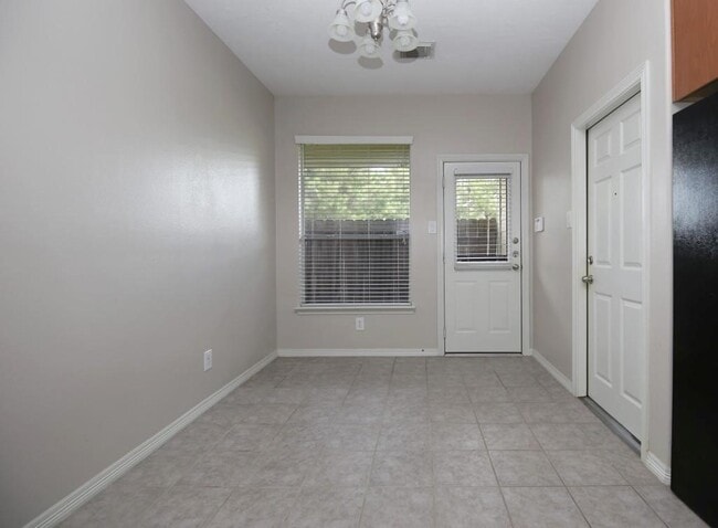 Photo - 21043 Sun Creek Dr