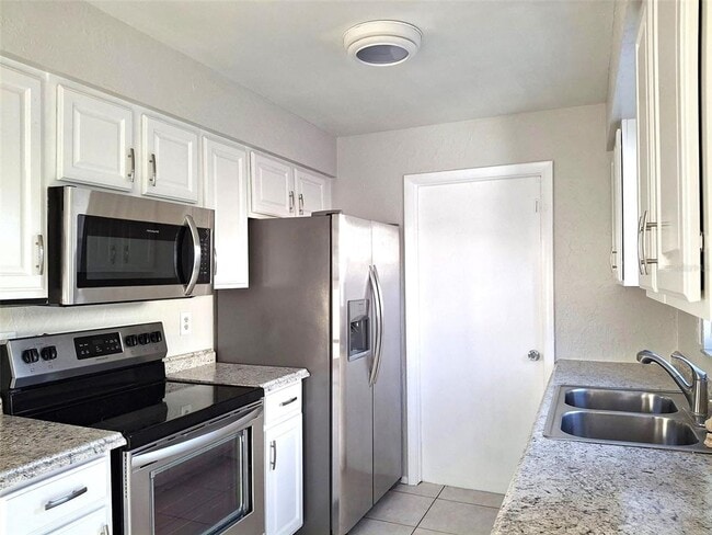 Photo - 11528 107th Ave N