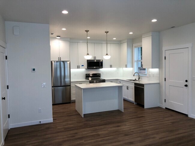 Photo - 10271 SE 40th Ave