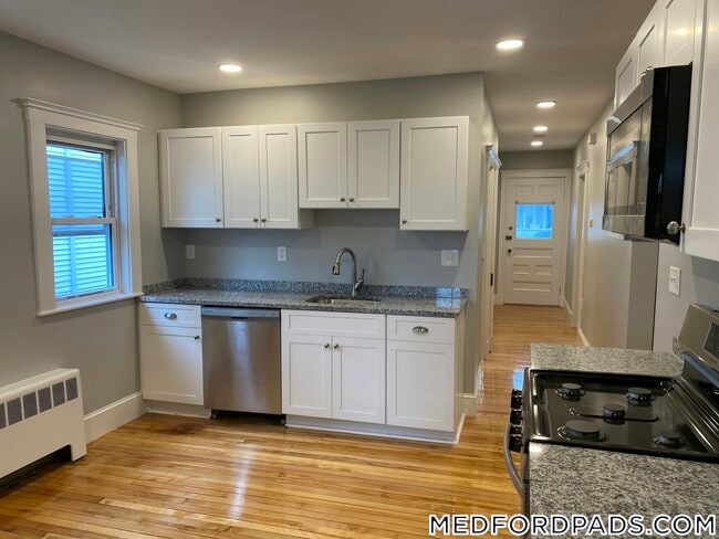 Photo - 72 Frederick Ave Apartment