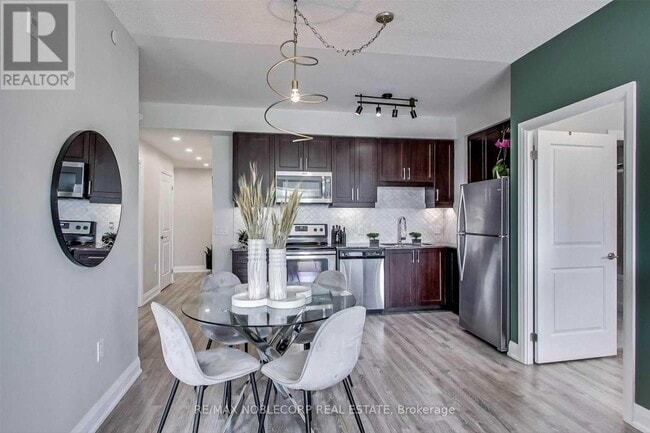 Photo - 2800 Keele St Unit 304