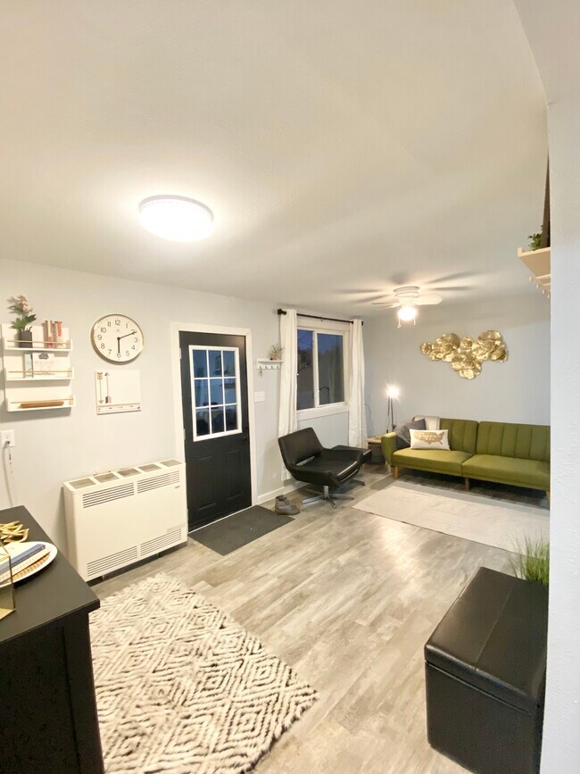 336 Main St Townhome Townhome Rental in Sturgis SD