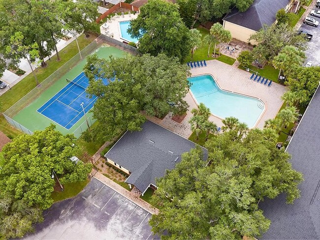 Building Photo - 226 Lewfield Cir Unit 226