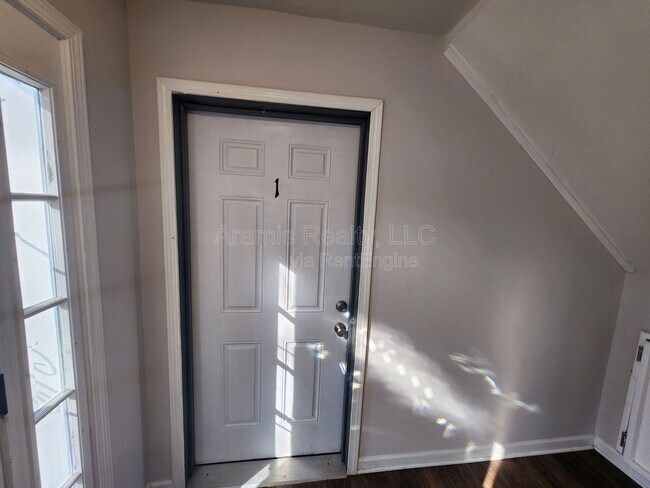 Photo - 1651 Line Cir Unit 1