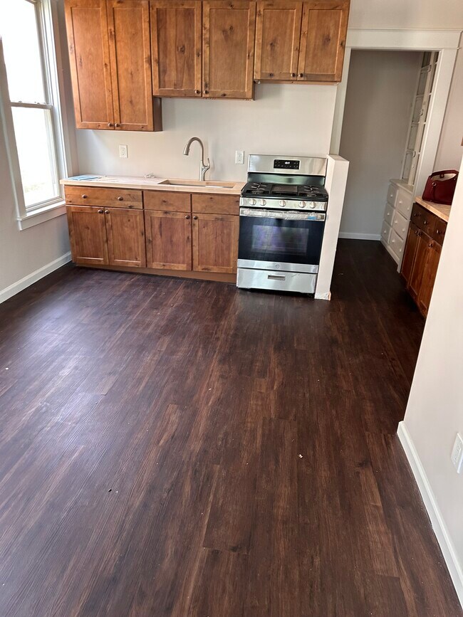 Photo - 1584 Van Vranken Ave