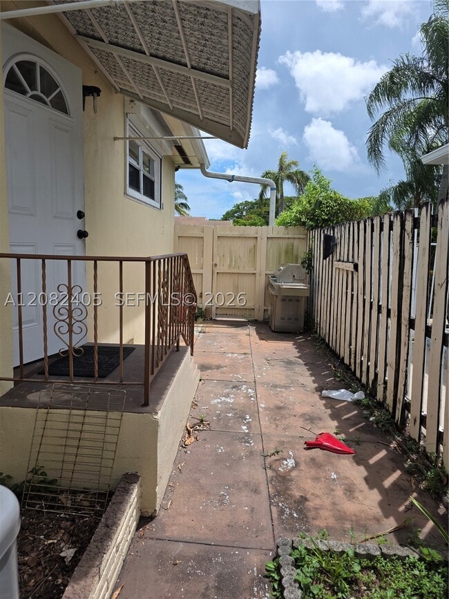 Photo - 1843 Wiley St Unit 1