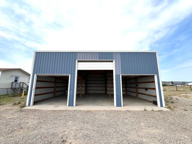 Pet Friendly 3 Bed 2 Bath Mobile Home in t... - Pet Friendly 3 Bed 2 Bath Mobile Home in t...
