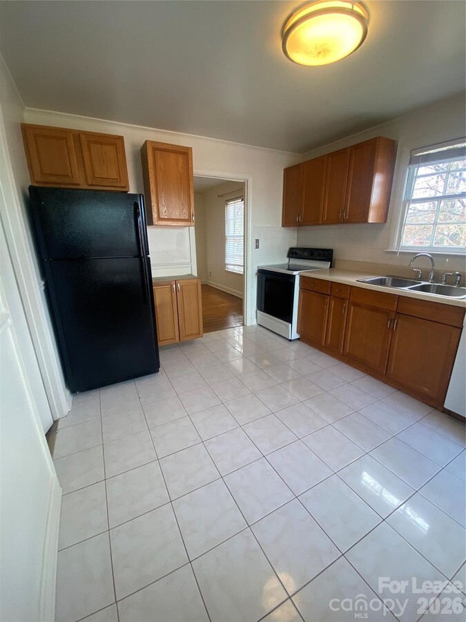 Photo - 414 Fannie Cir