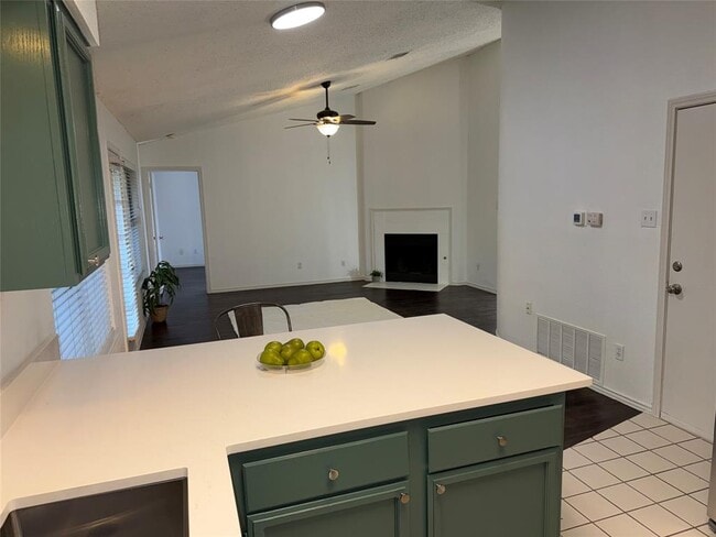 Photo - 1321 Piney Creek Ln