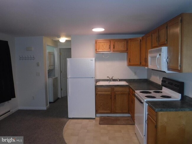 Photo - 12 S Main St Unit B