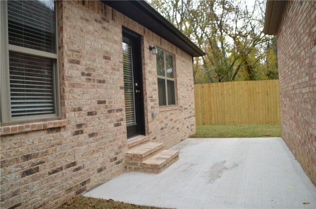 Photo - 1710 SW Riverstone Rd