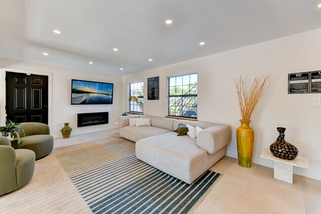 Leasing Office