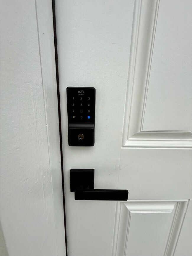 Photo - 8316 N 10th St