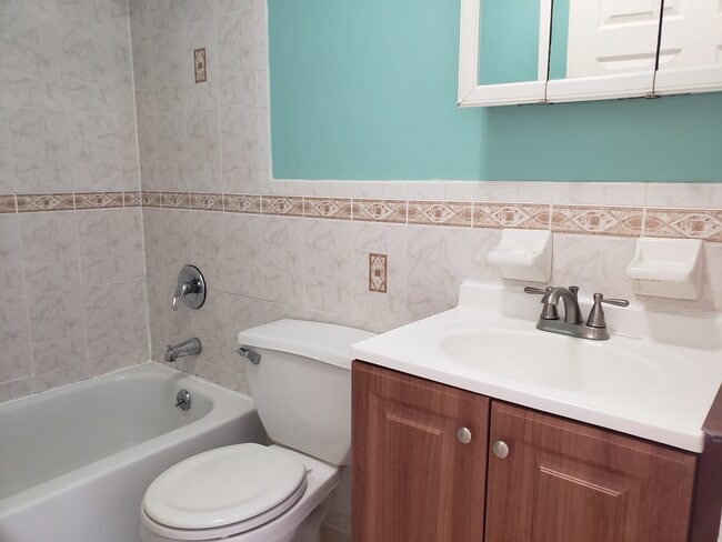 Baño - 176 Beach 97th St Unidad 3