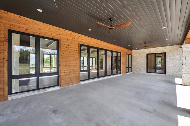 Photo - 6425 Ranch Rd 962 W