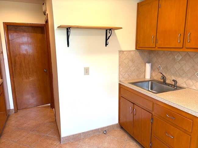 Photo - 314 Webster Ave Unit 2