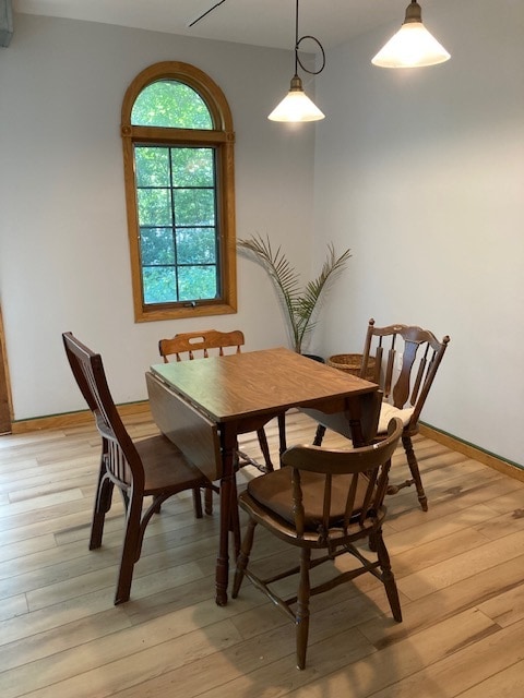 Photo - 293 Hiscock St