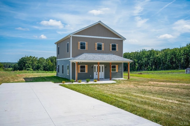 Building Photo - Gorgeous new construction in Gladys!