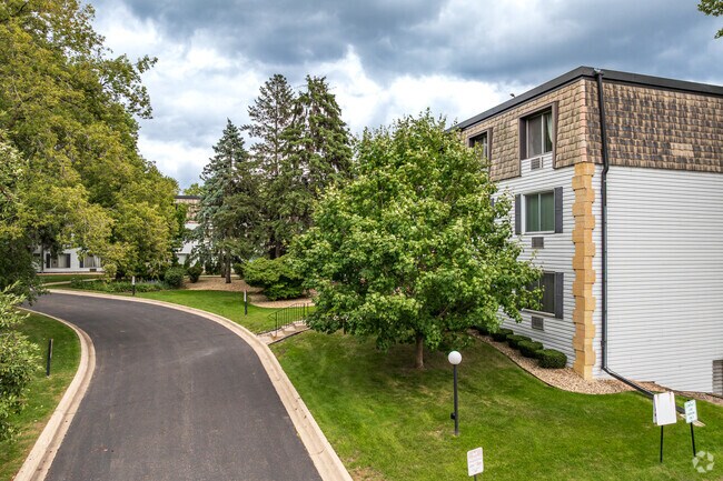 Photo - Fleur Royale Condominiums