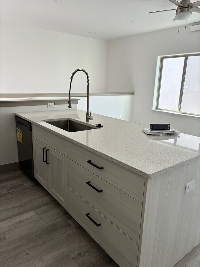 118 New St