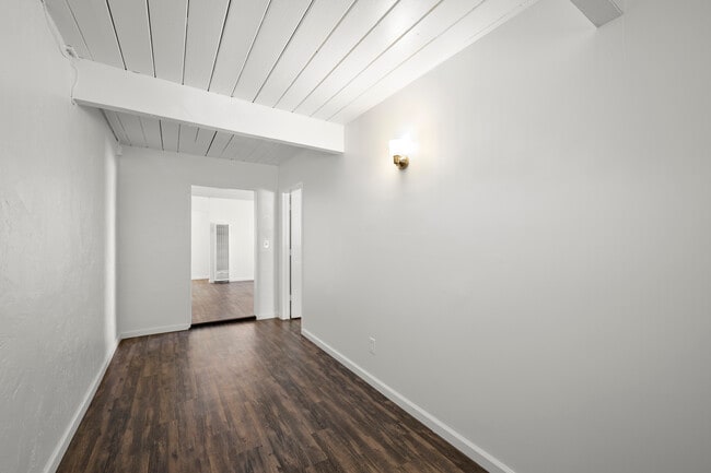 Photo - 5415 Lenox Dr